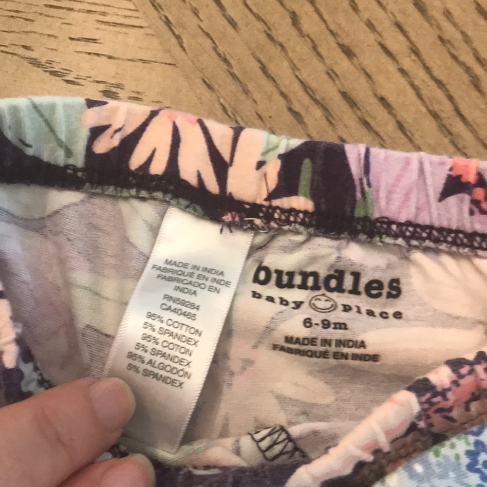 Bundle of 7 baby girls 6-9m - Picture 6 of 6